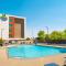 Holiday Inn Express & Suites - Las Vegas - E Tropicana by IHG