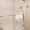 Holiday Inn Express & Suites - Las Vegas - E Tropicana by IHG