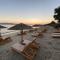 Manios Suites