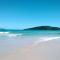 Casa em condomínio à 300m da Praia dos Ingleses