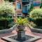 City Water View Oasis with Pool & Gym near Cruise in Heart of Seattle - Seattle