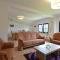 Apartment with Private Garden & Terrace - 维维尔切