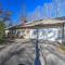 Blairsville Home with Deck and Stunning Mountain Views - Hood