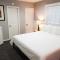 Coronado Island Inn