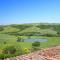 Attractive Farmhouse in Montalcino with Terrace - San Giovanni dʼAsso