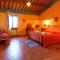 Attractive Farmhouse in Montalcino with Terrace - San Giovanni dʼAsso