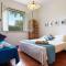 Casa Vacanza Ondablu CaseSicule, on the Beach with big Veranda and Wifi