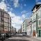 Cosy Flat with Terrace by Hosty