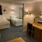 Yelfs Hotel
