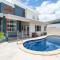 Marina Beach Holiday Home