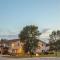 Super 8 by Wyndham Cresco IA