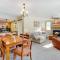 Ski In Ski Out Luxury Condo 4574 I Huge Hot Tub I Great Views I Best Price I FREE Adventures Daily