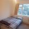 Cosy relaxing 4 bed Home with 2 parking Space - Hatch End