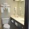 Days Inn & Suites by Wyndham Airport Albuquerque