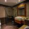 Glorious Hotel