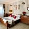 LAS SŁUPSKI PREMIUM LOVE APARTAMENT NR5 Wifi Netflix Smart TV50 full kitchen double bathtub up to 4 people full pleasure quality stay