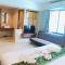 Tree Retro Hotel Chiang Mai - Чиангмай
