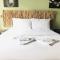 Tree Retro Hotel Chiang Mai - Чиангмай