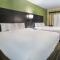 Clarion Inn & Suites Weatherford South