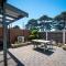 Black Dolphin Waterfront Apartment