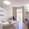 White Flat in Como City Center by Rent All Como