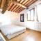 Charming Villa in Le Scotte with Private Pool