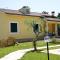 2 bedrooms house with shared pool enclosed garden and wifi at Mogliano