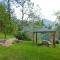 One bedroom chalet with enclosed garden and wifi at Planaz - Fontainemore