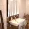 Paradise Villa in Mirandilla with Pool and Jacuzzi