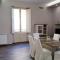 2 bedrooms house at Riposto 100 m away from the beach with wifi