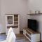 2 bedrooms house at Riposto 100 m away from the beach with wifi