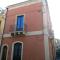 2 bedrooms house at Riposto 100 m away from the beach with wifi