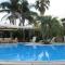 2 bedrooms apartement at Lago 400 m away from the beach with shared pool enclosed garden and wifi