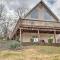 Hilltop Osage Beach Home with Deck and Fire Pit! - Осейдж-Біч