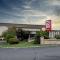 Red Roof PLUS Newark Liberty Airport - Carteret