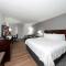Red Roof PLUS Newark Liberty Airport - Carteret