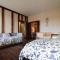 Elegant Holiday Home in Saint Hubert with Fenced Garden