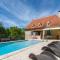 Holiday Home in Th mines with Private Pool - Issendolus