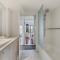 Claytons 5 by Discover Stradbroke