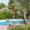 Inviting holiday home in Montemor o Novo with Pool - Montemor-o-Novo