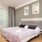 Wolska Residence Apartments with Parking by Noclegi Renters