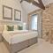 Tithe Barn - Self Check In Hotel