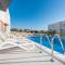 Dino 2 luxury apartment with pool