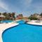 Studio oceanfront prime location