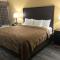 Quality Inn & Suites near Downtown Mesa - Mesa