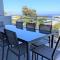 Brand new house, amazing views, walk to the beach!