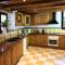 Spacious villa in Can Trabal with private pool and jacuzzi 980 m² - Can Trabal