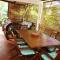 Cosy House in Blue Bay with Private Parking and Terrace