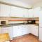 Inviting house in Lepe with shared pool. - Lepe