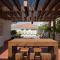 Superior G: private pool & concierge